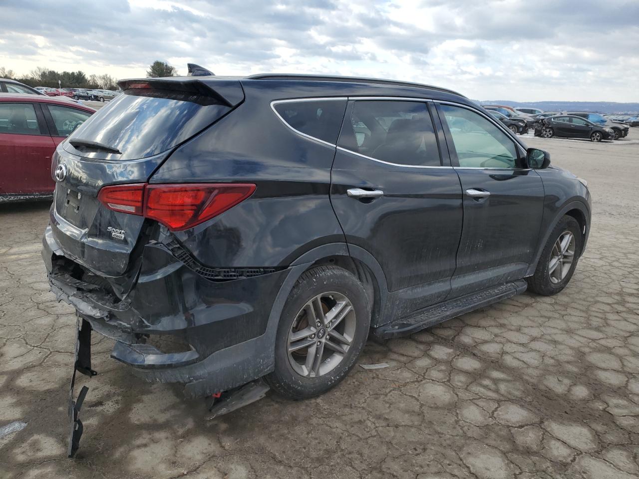 2017 Hyundai Santa Fe - Image 3