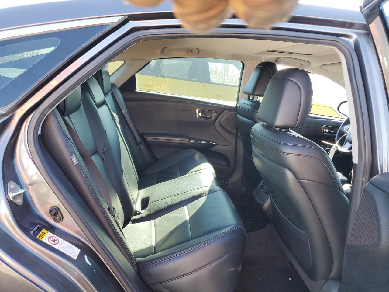 2015 Toyota Avalon - Image 10