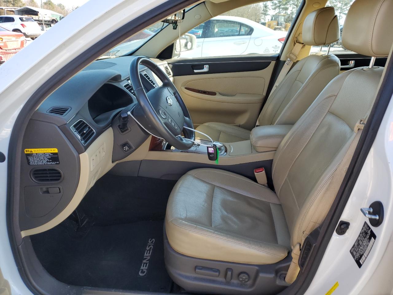 2013 Hyundai Genesis - Image 7