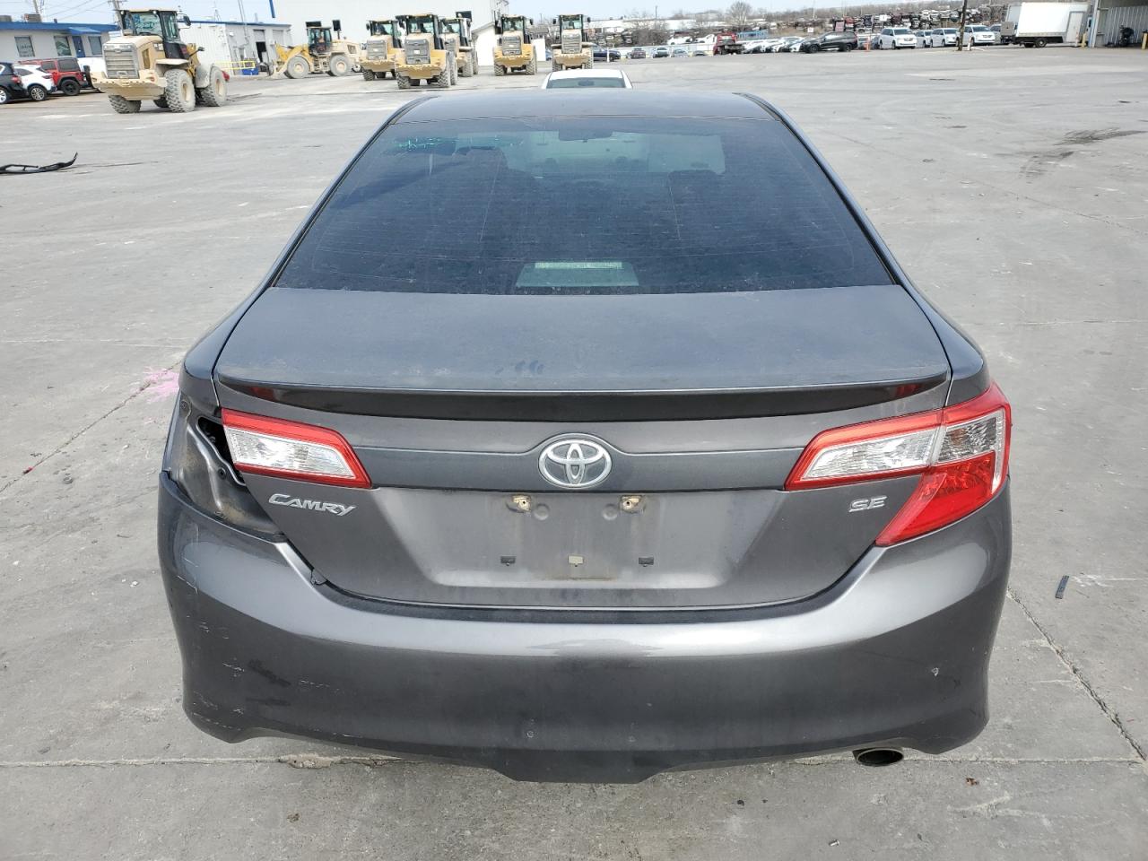 2014 Toyota Camry - Image 6