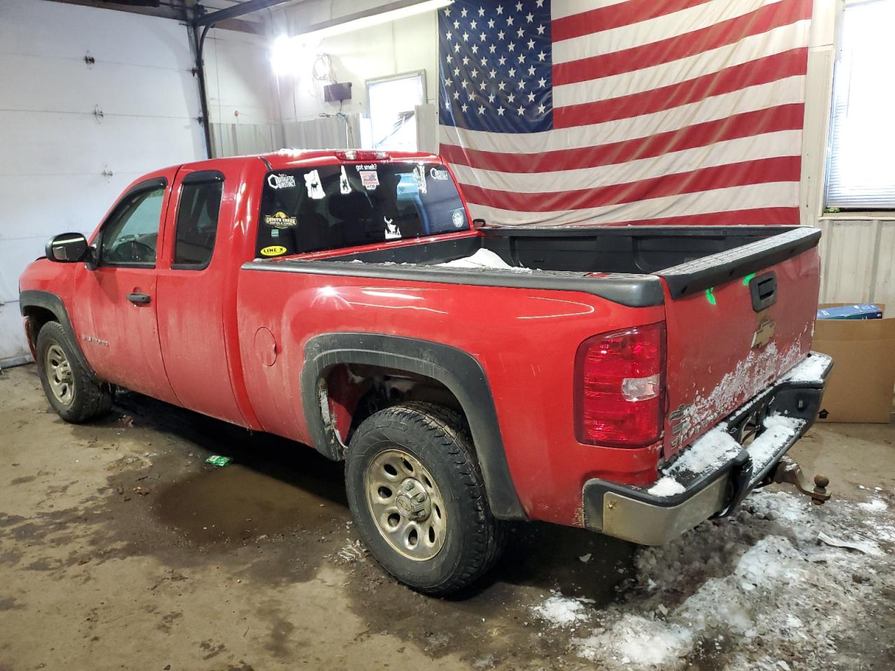 2010 Chevrolet Silverado - Image 2