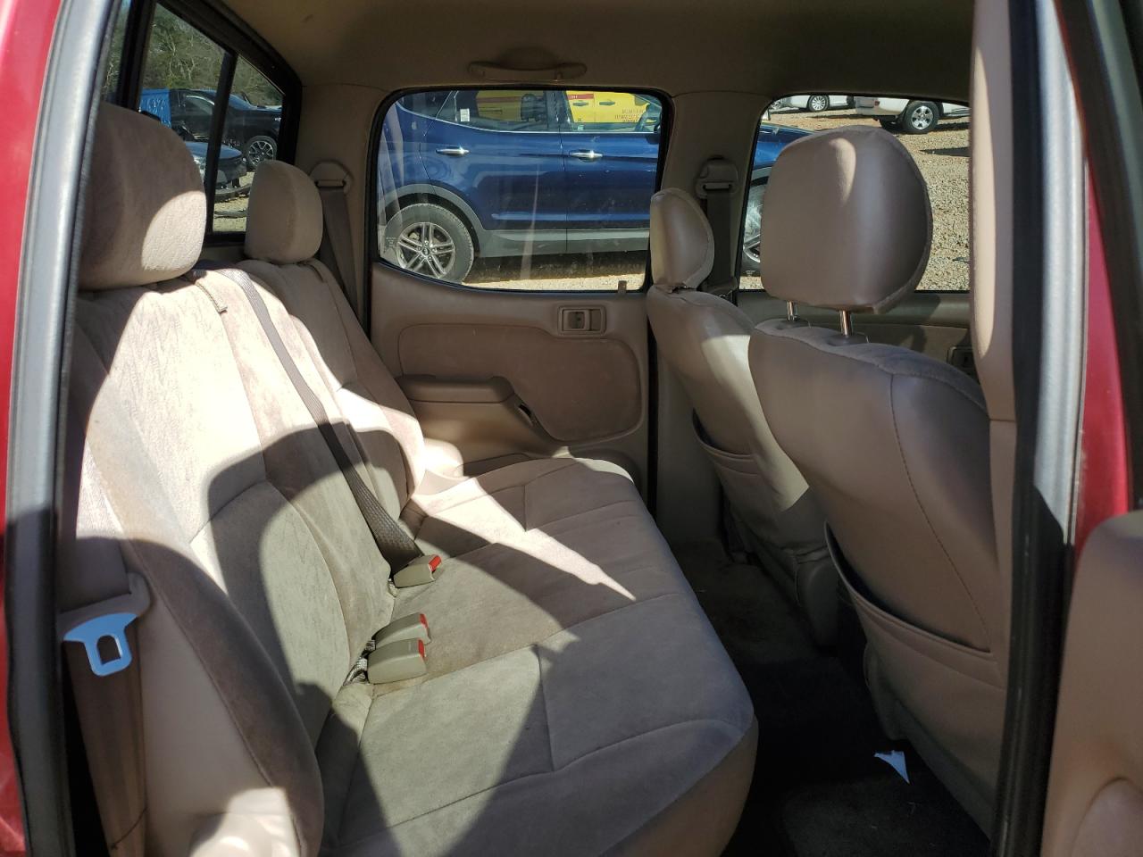 2004 Toyota Tacoma - Image 10