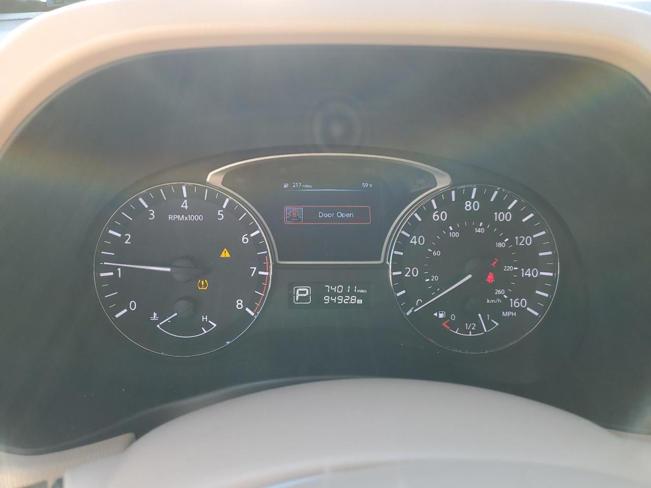 2014 Nissan Pathfinder - Image 9