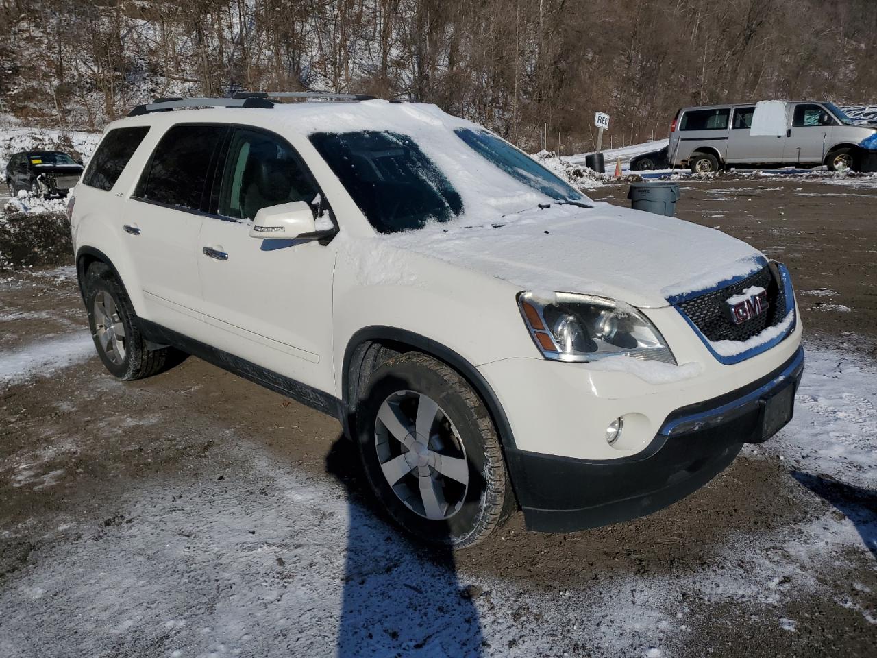 2011 GMC Acadia - Image 4
