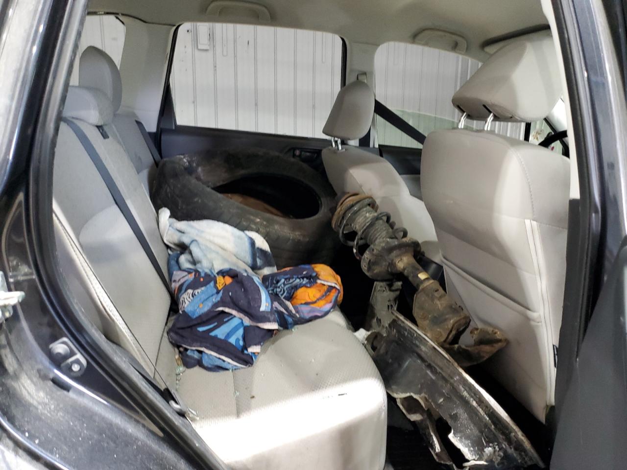 2017 Subaru Forester - Image 11
