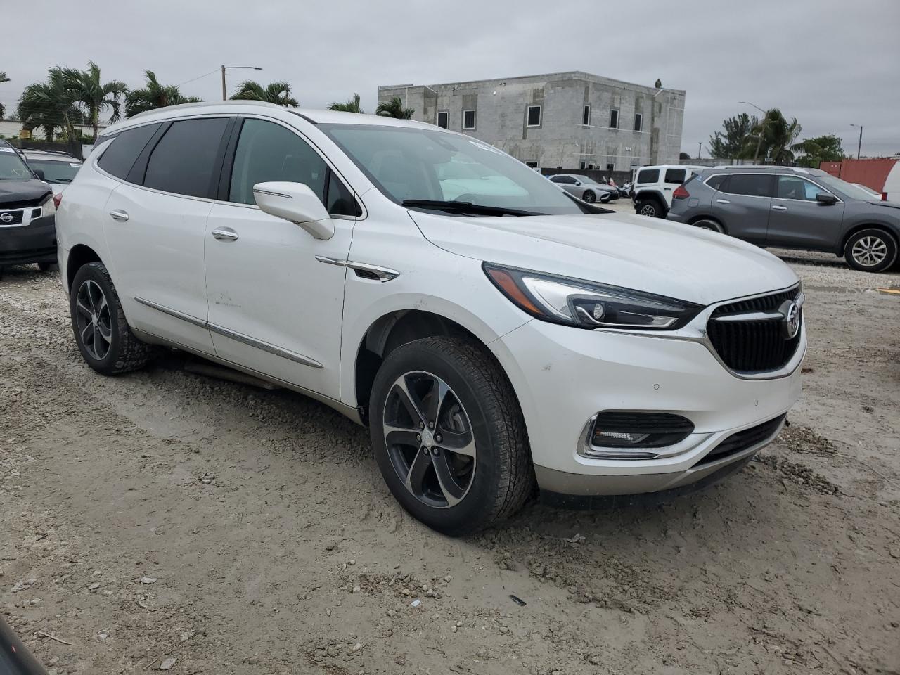 VIN 5GAERCKW2KJ149863 2019 BUICK ENCLAVE no.4