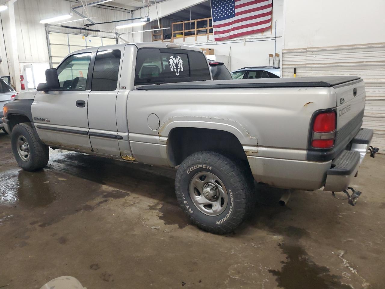2001 Dodge RAM - Image 2