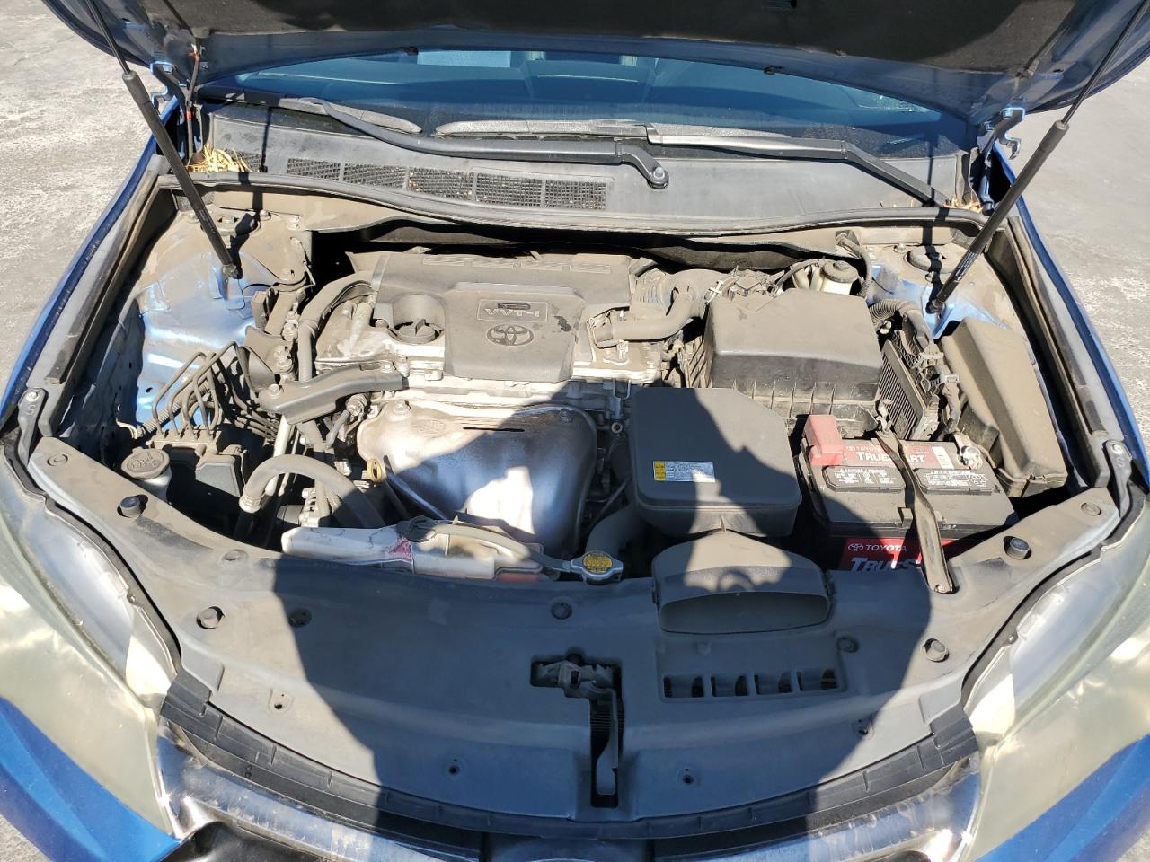 2016 Toyota Camry - Image 13