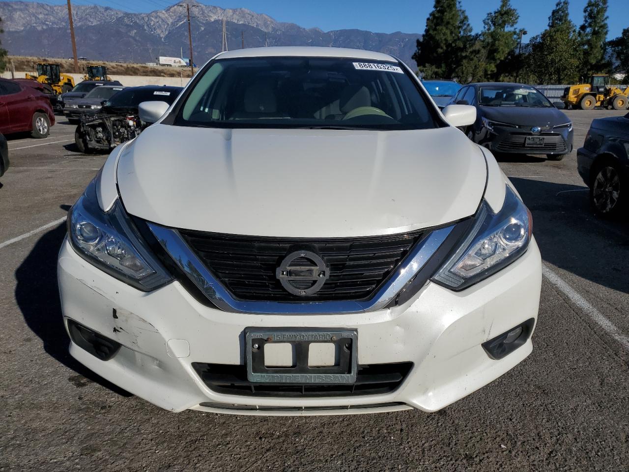 2017 Nissan Altima - Image 5