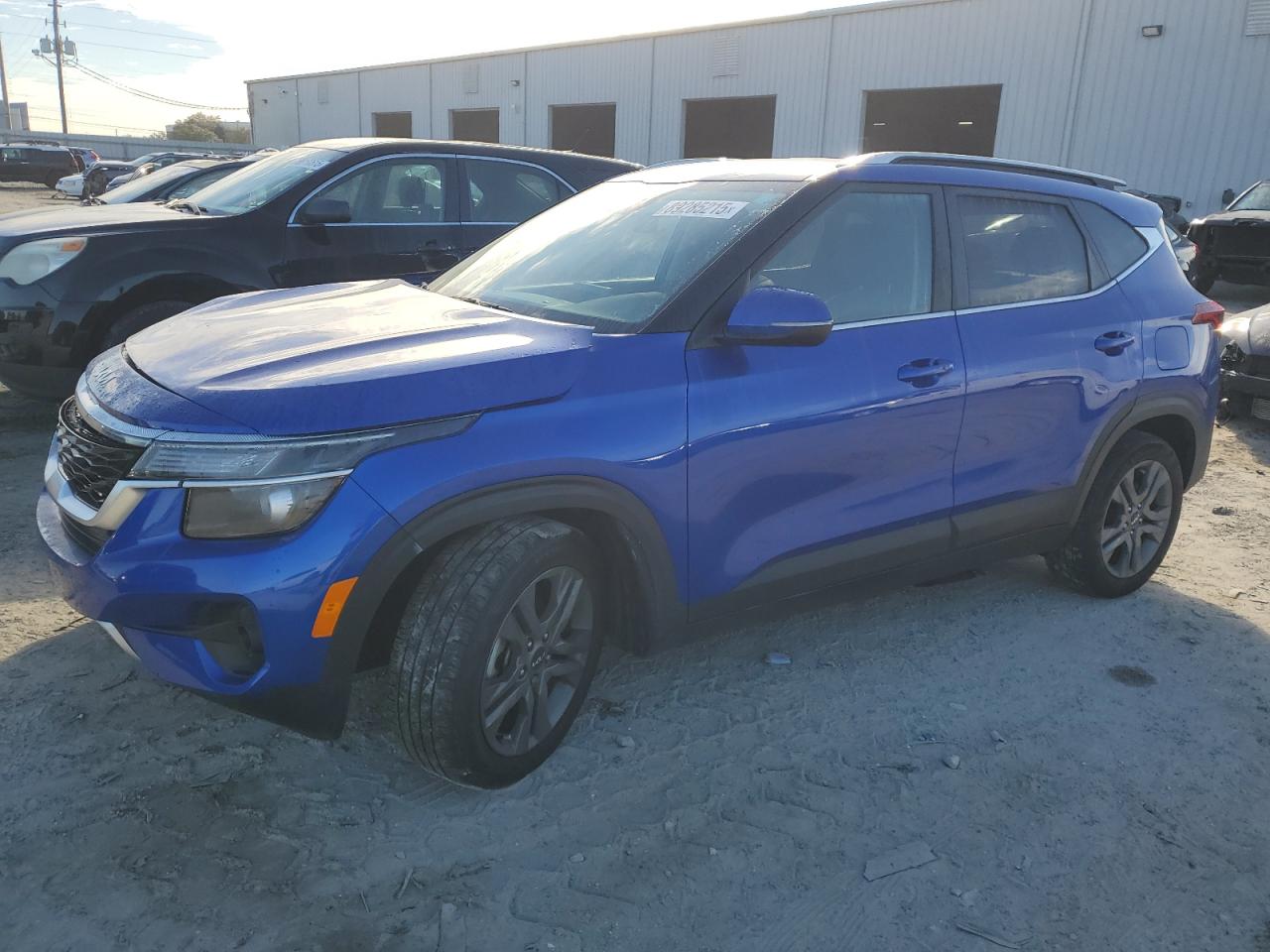 2023 Kia Seltos - Image 1