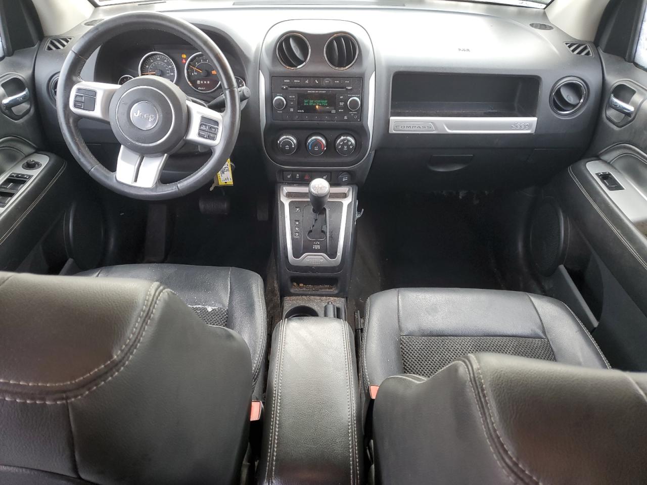 2015 Jeep Compass - Image 8
