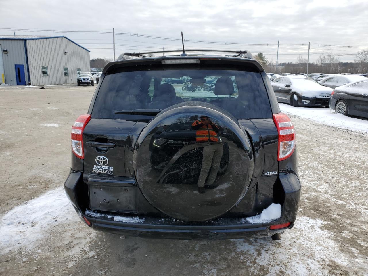 2011 Toyota RAV 4 - Image 6