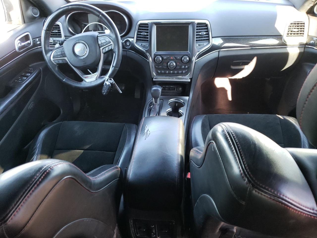 2017 Jeep Grand Cherokee - Image 8