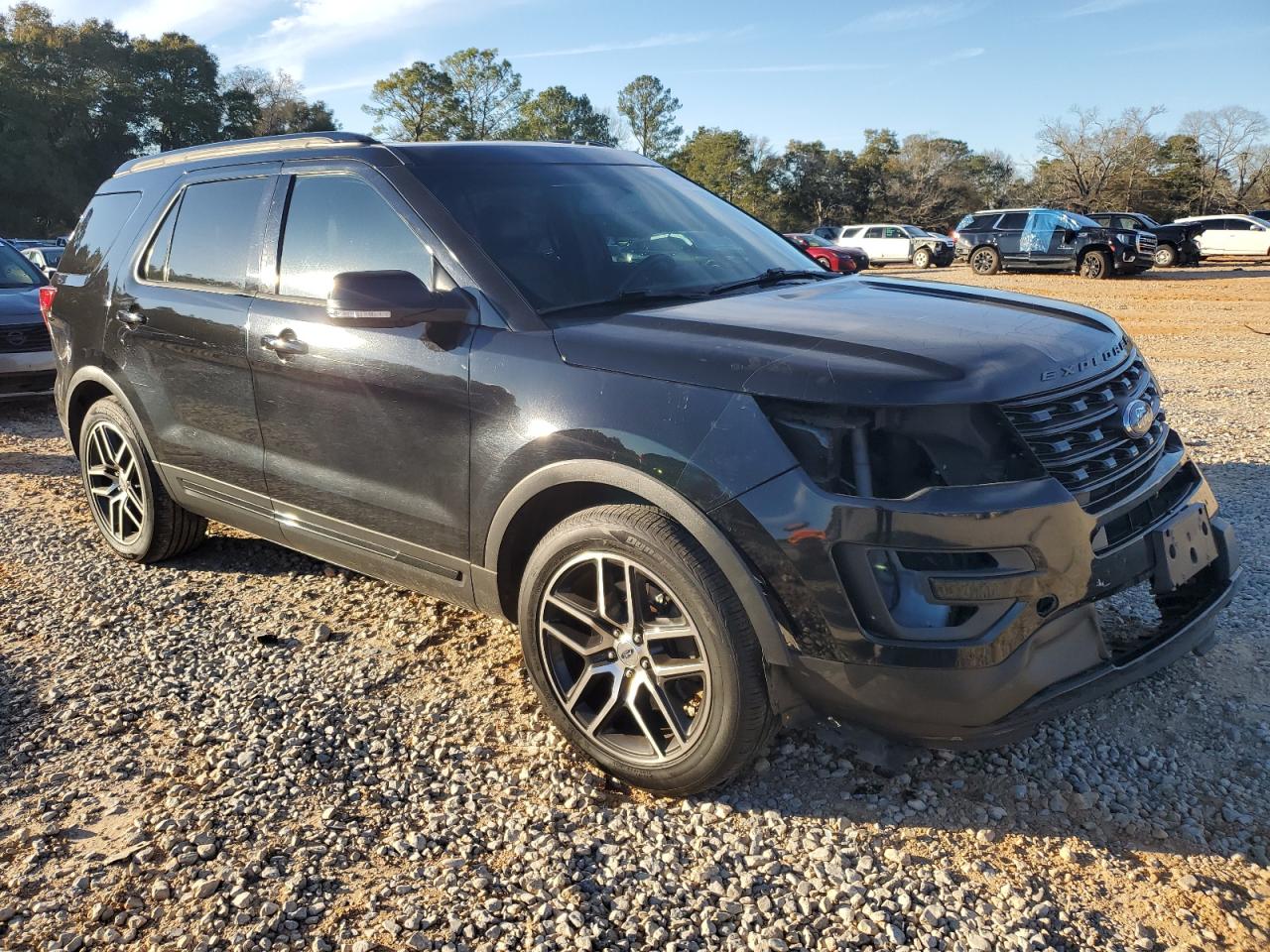 2016 Ford Explorer - Image 4