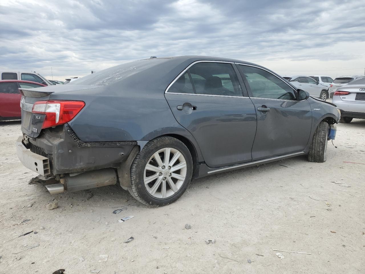 2012 Toyota Camry - Image 3