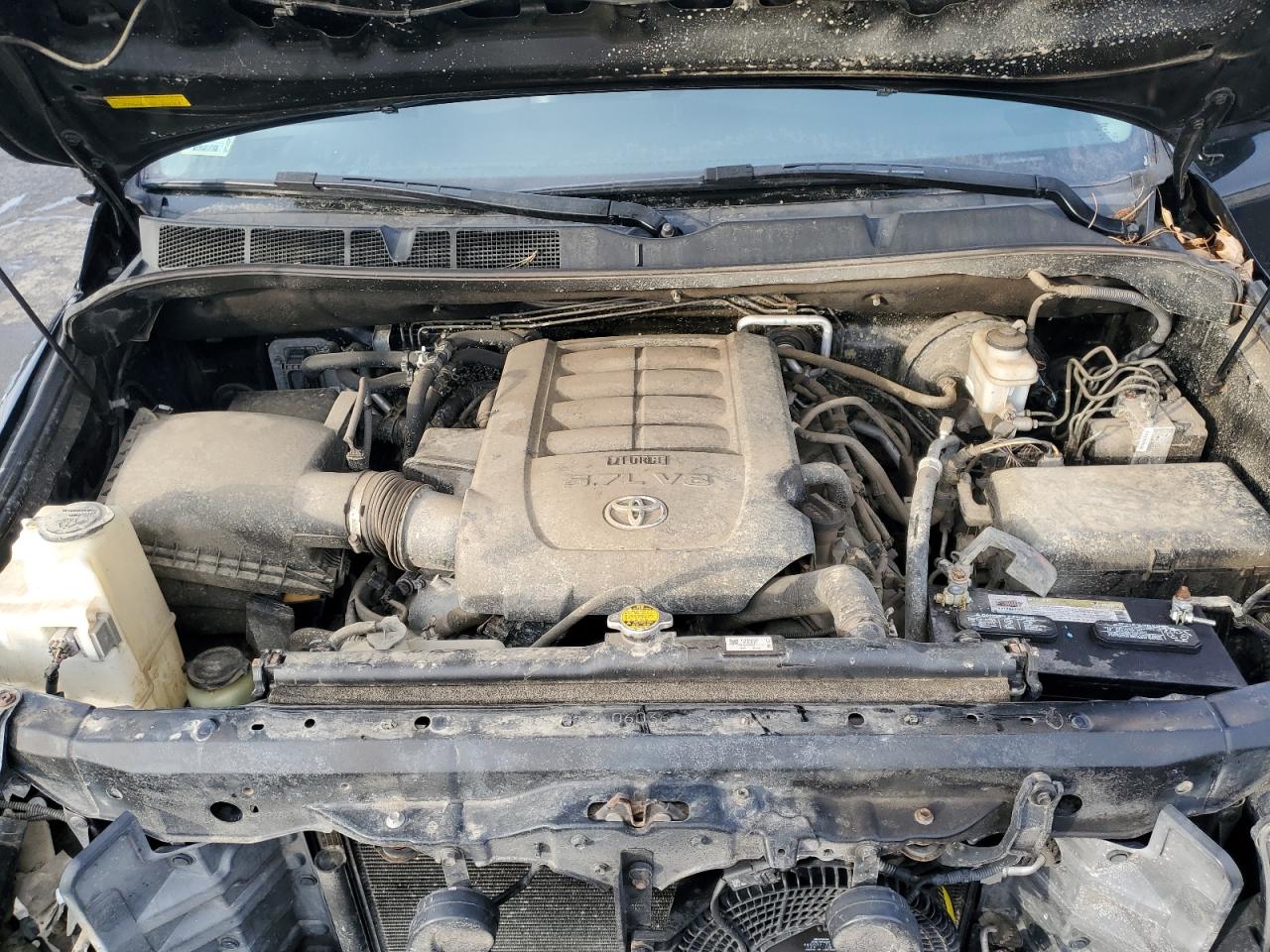 2016 Toyota Sequoia - Image 12