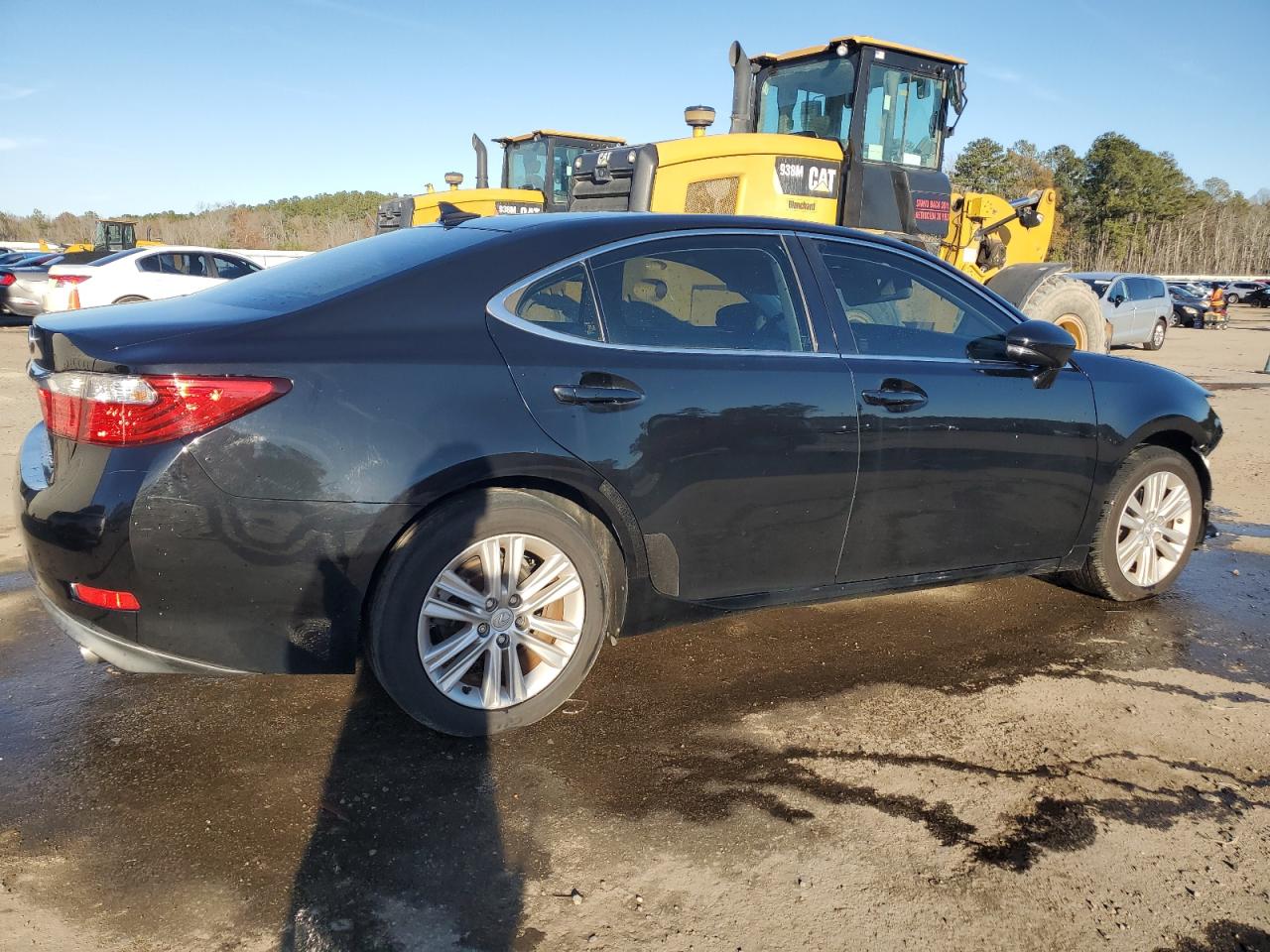 2014 Lexus ES - Image 3