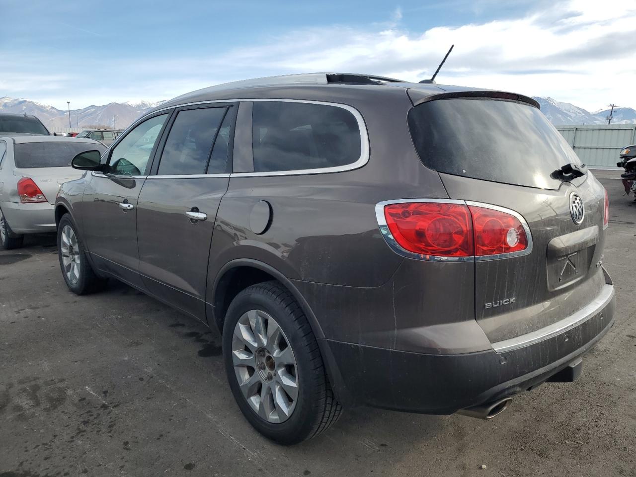 2011 Buick Enclave - Image 2