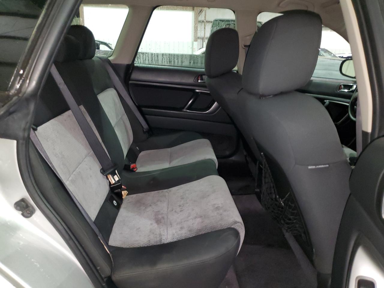 2006 Subaru Legacy - Image 10