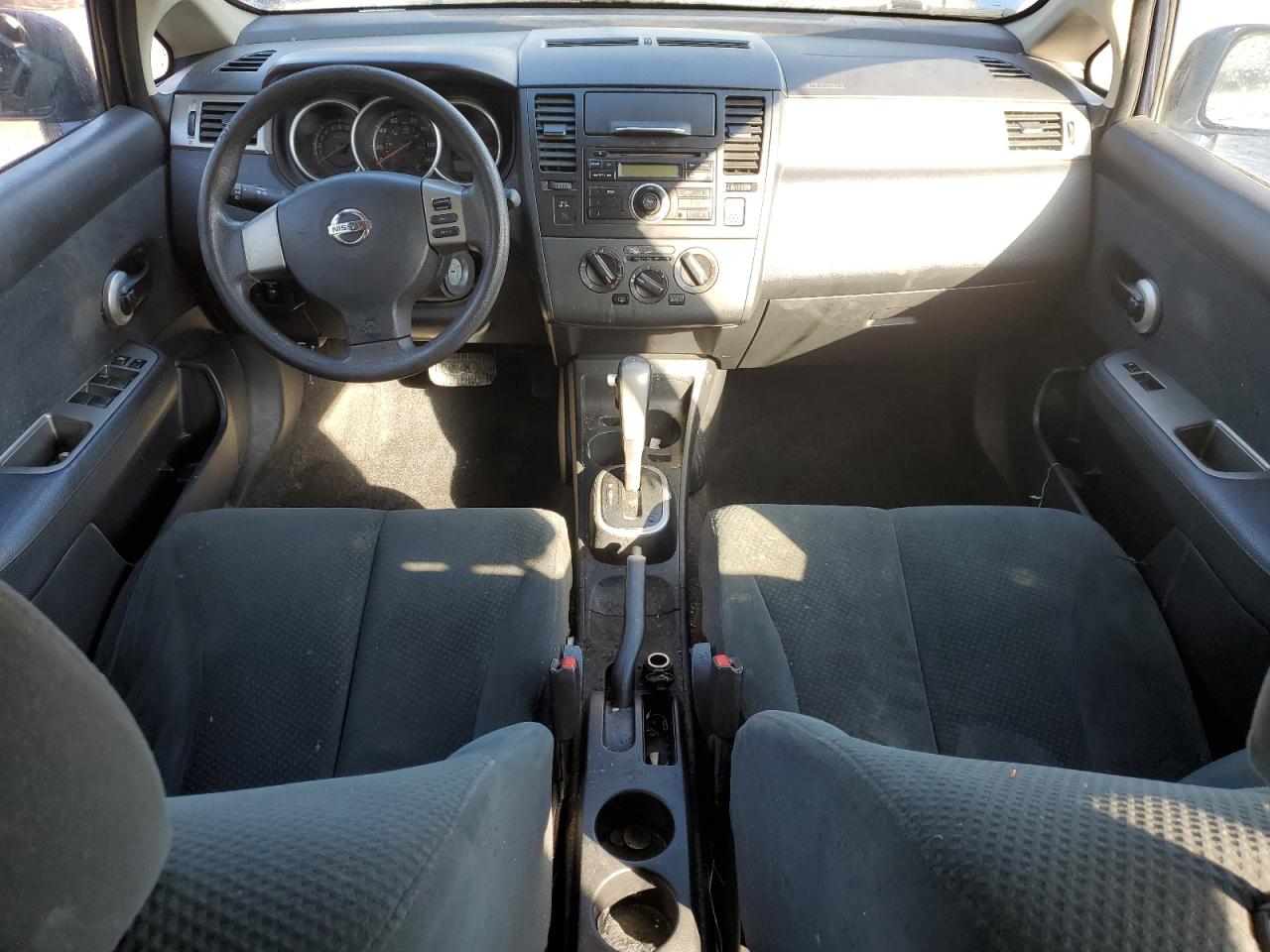 2012 Nissan Versa - Image 8