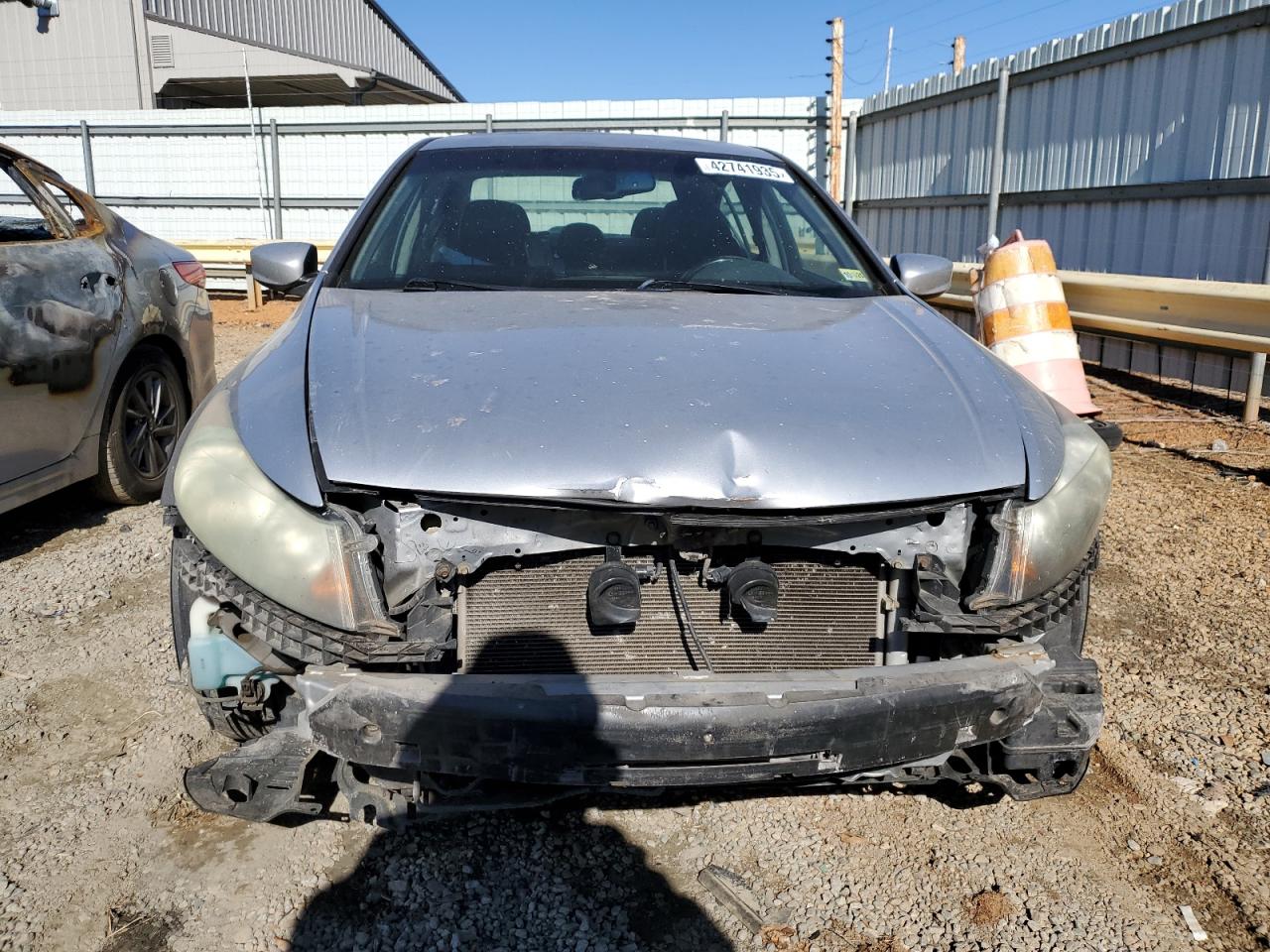 2009 Honda Accord - Image 5