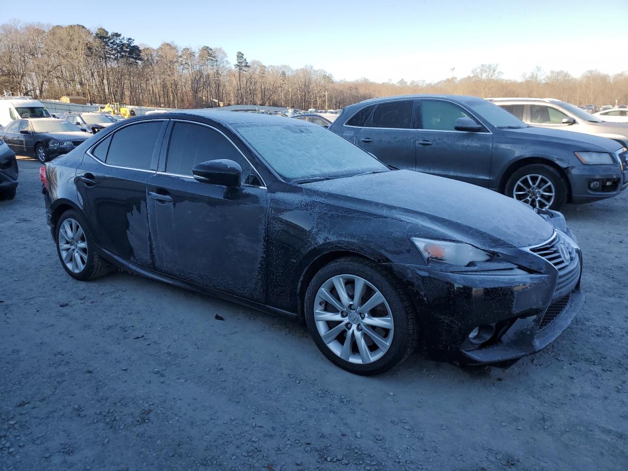 2016 Lexus IS - Image 4