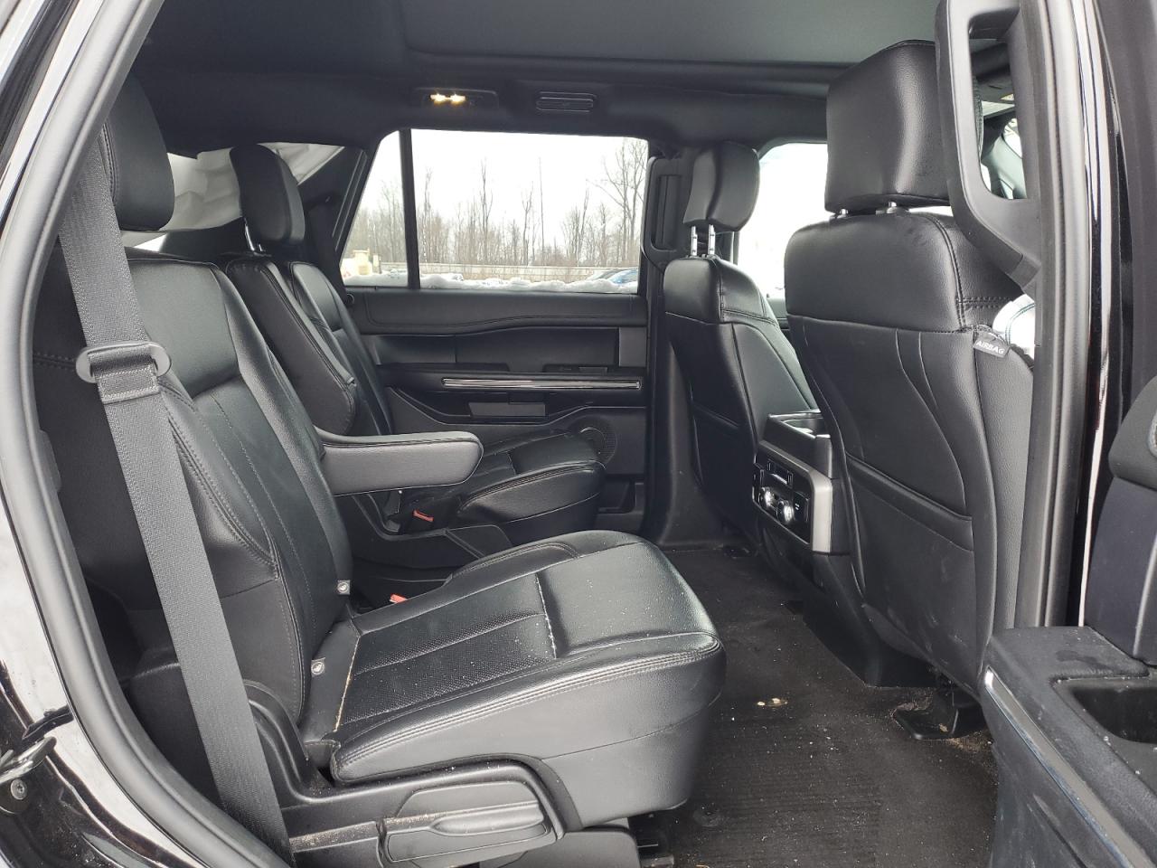 2020 Ford Expedition - Image 11
