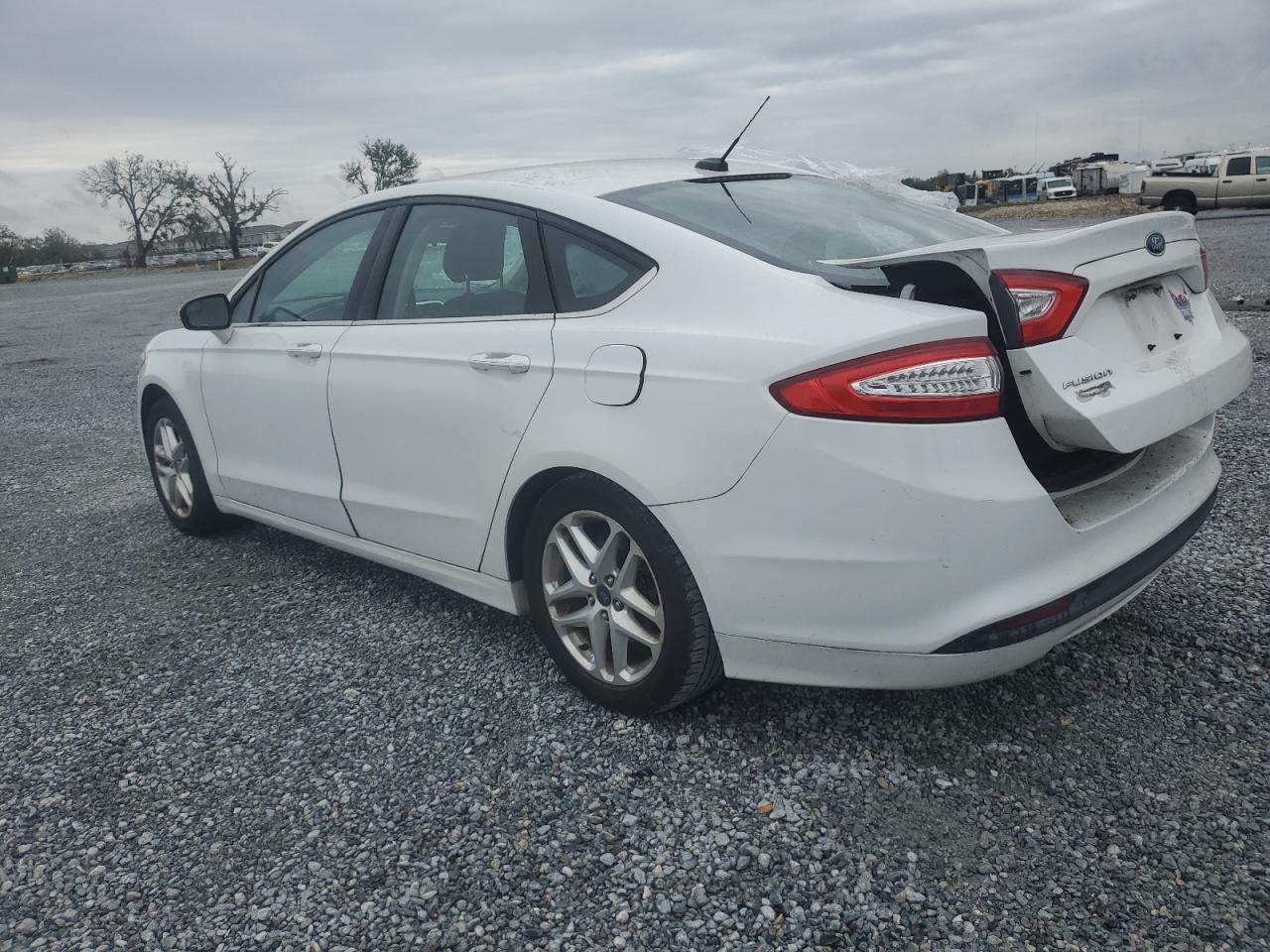 2014 Ford Fusion - Image 2