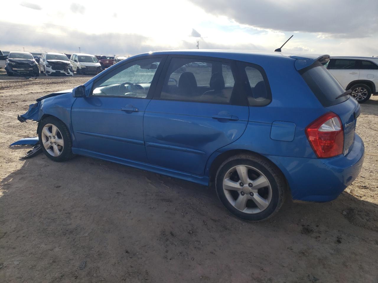 2007 Kia Spectra - Image 2
