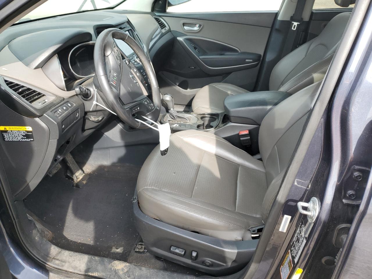 2014 Hyundai Santa Fe - Image 7