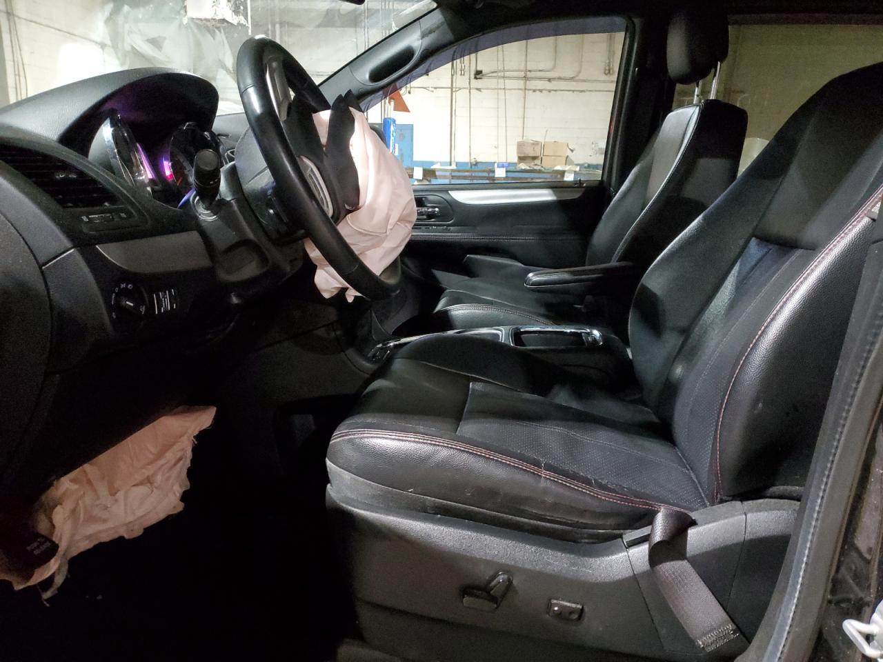 2017 Dodge Caravan - Image 7