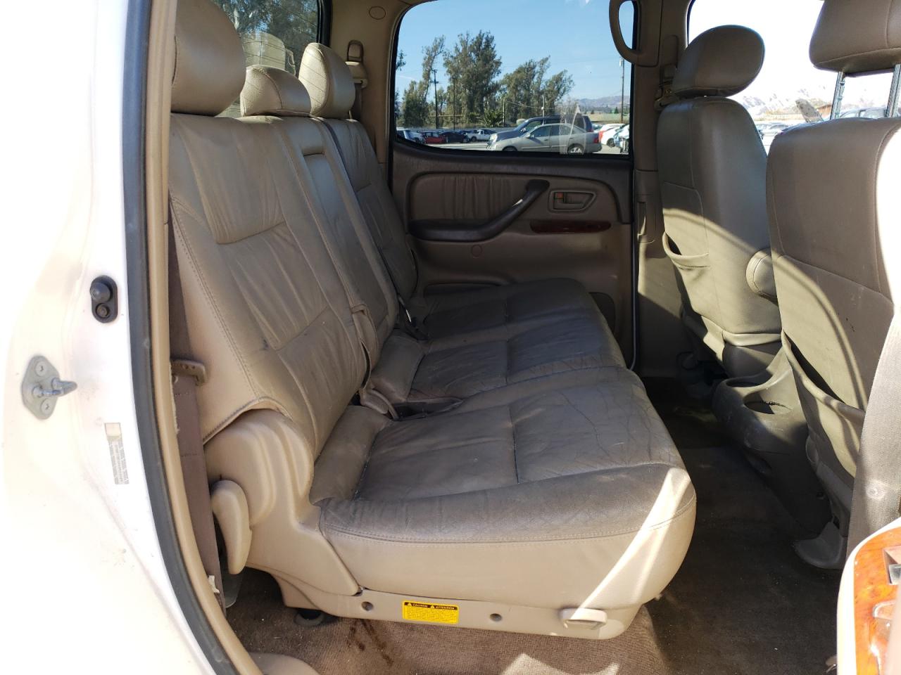 2004 Toyota Tundra - Image 10