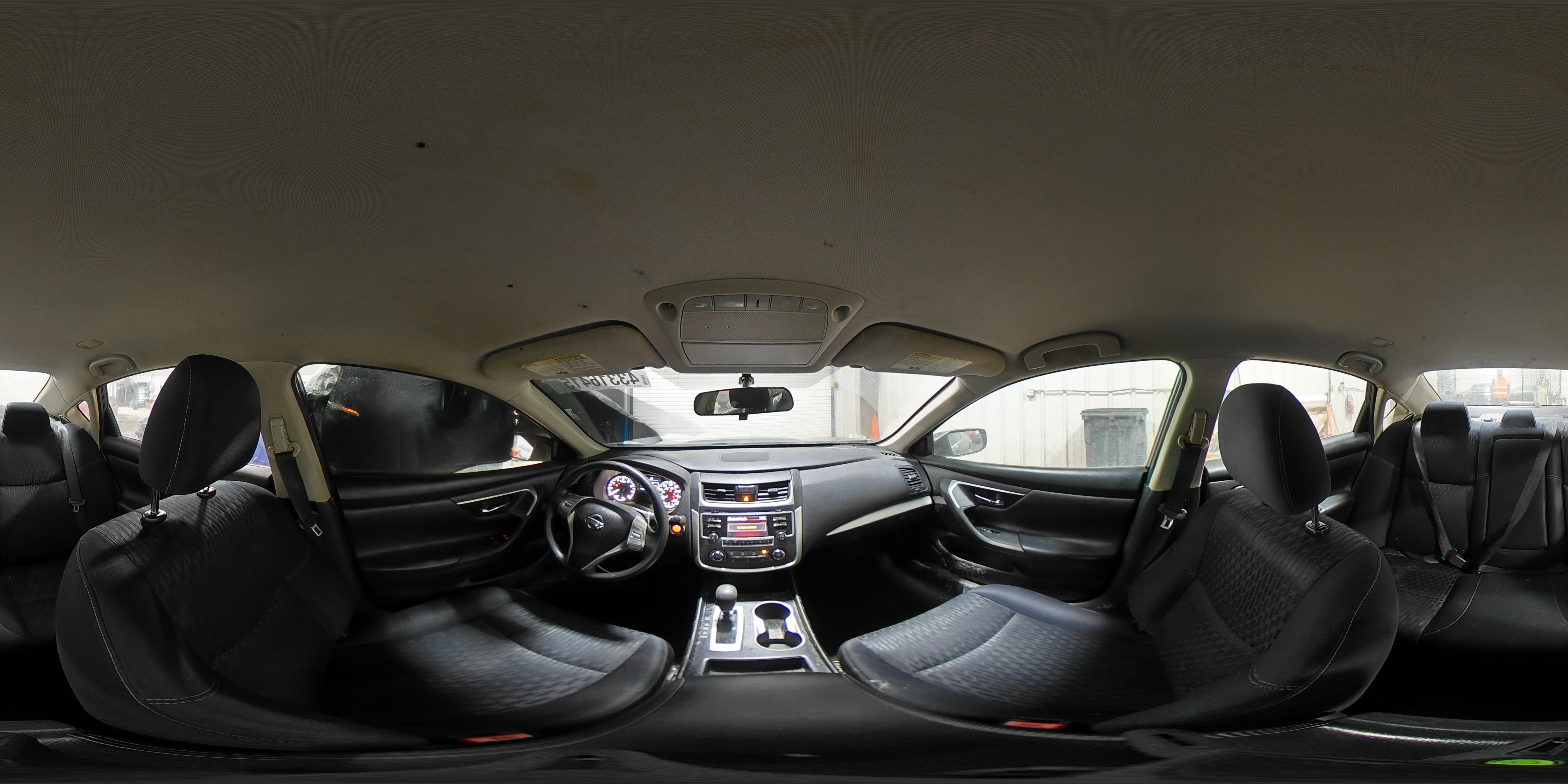 2017 Nissan Altima - Image 14