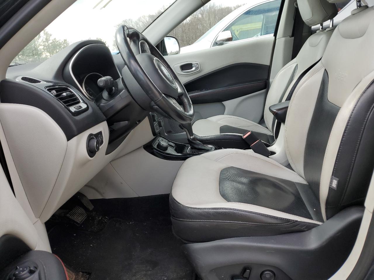 2018 Jeep Compass - Image 7