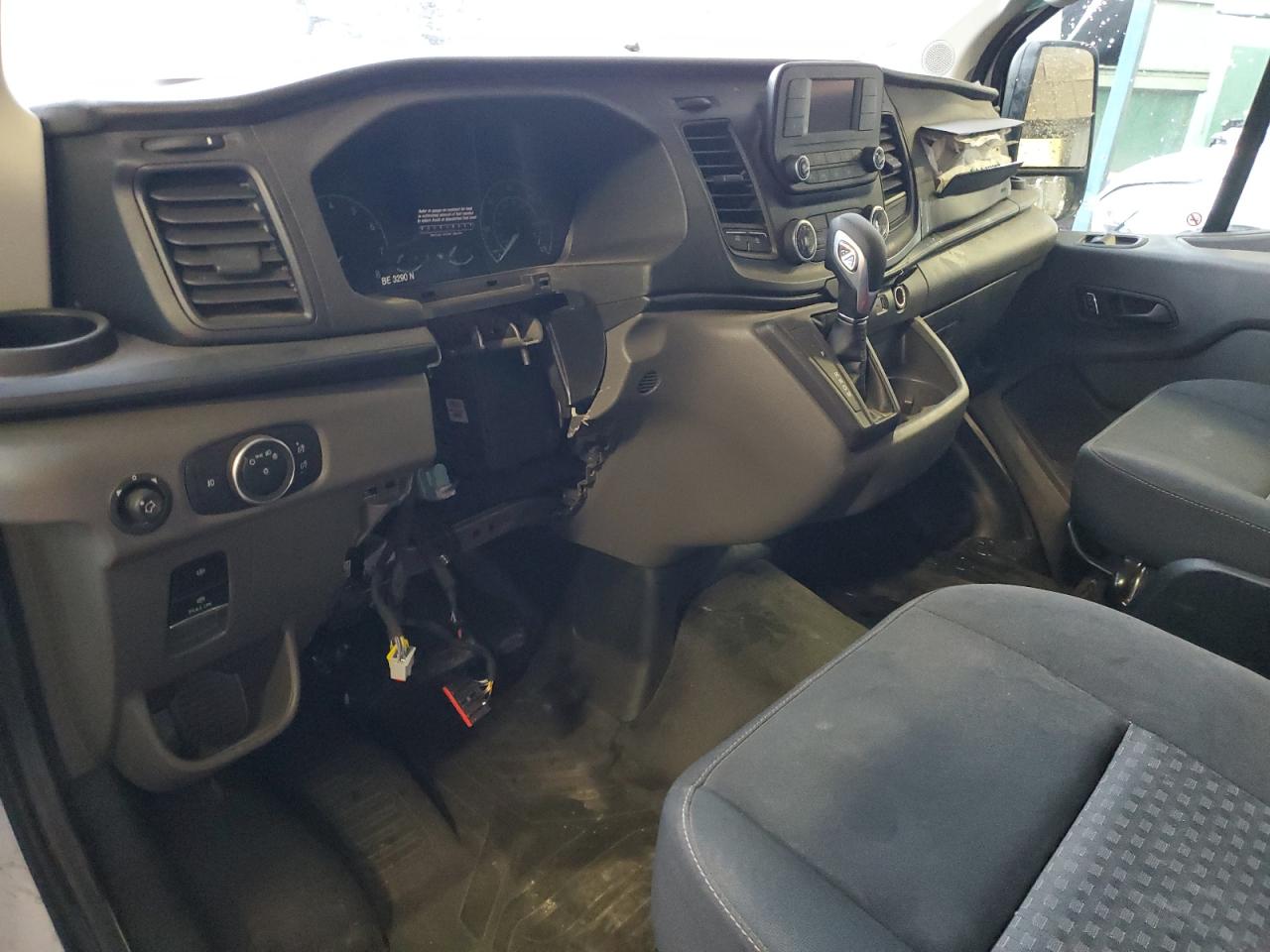 2022 Ford Transit - Image 8