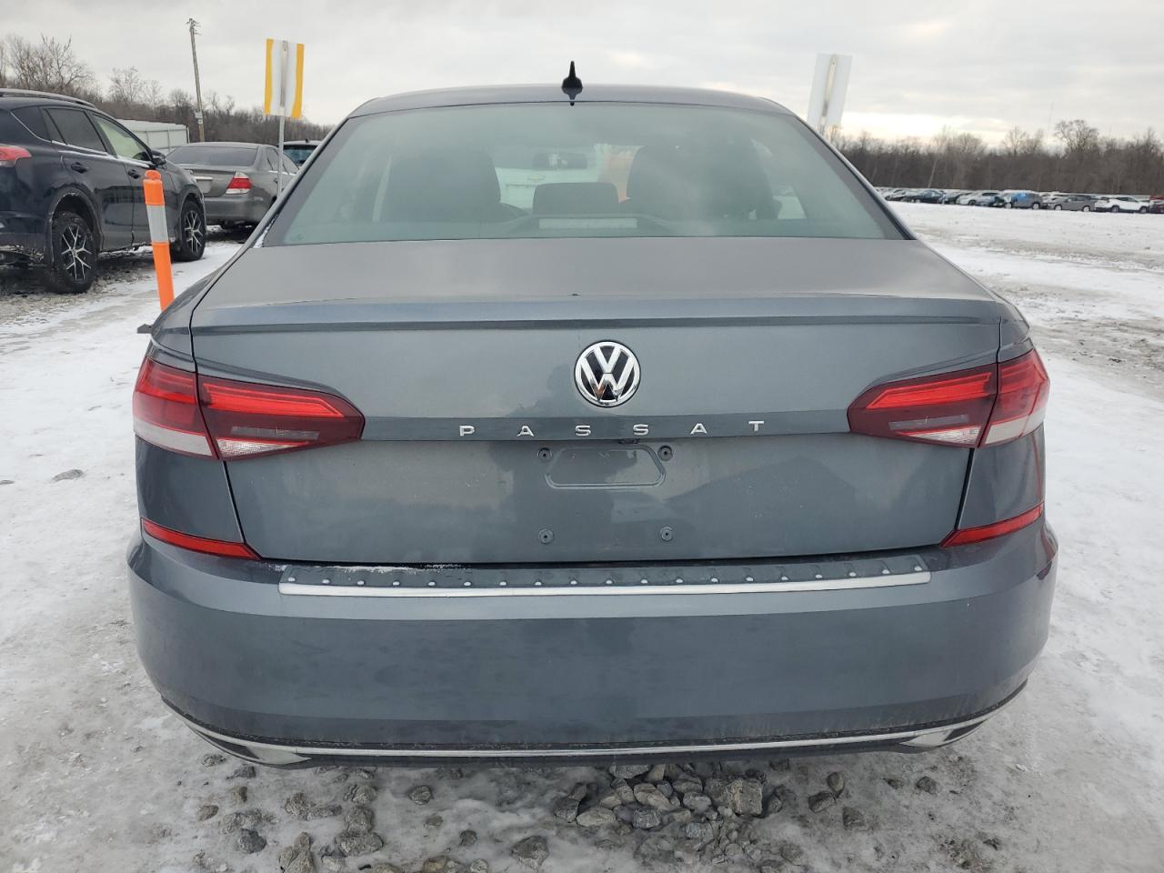 2020 Volkswagen Passat - Image 6