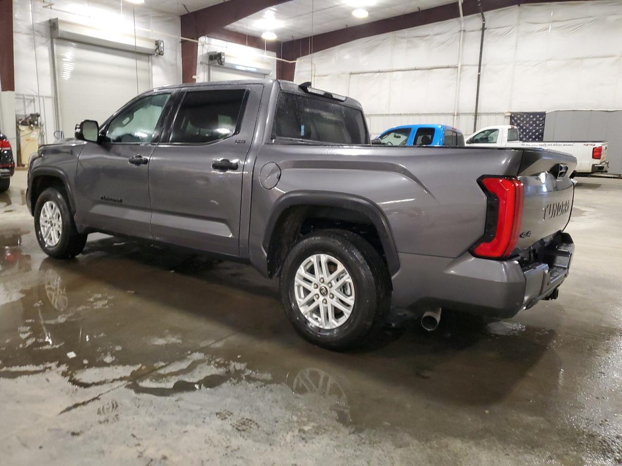 2022 Toyota Tundra - Image 2