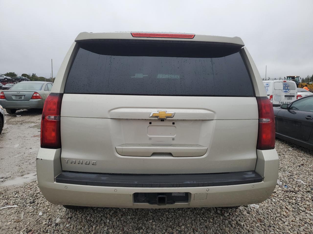 VIN 1GNSCBKC0FR220057 2015 CHEVROLET TAHOE no.6