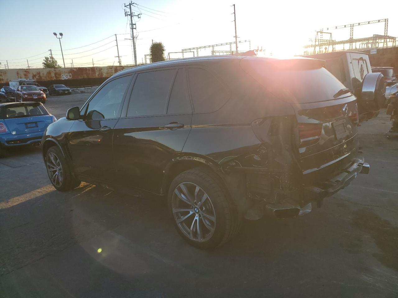 VIN 5UXKR2C57G0R69529 2016 BMW X5 no.2