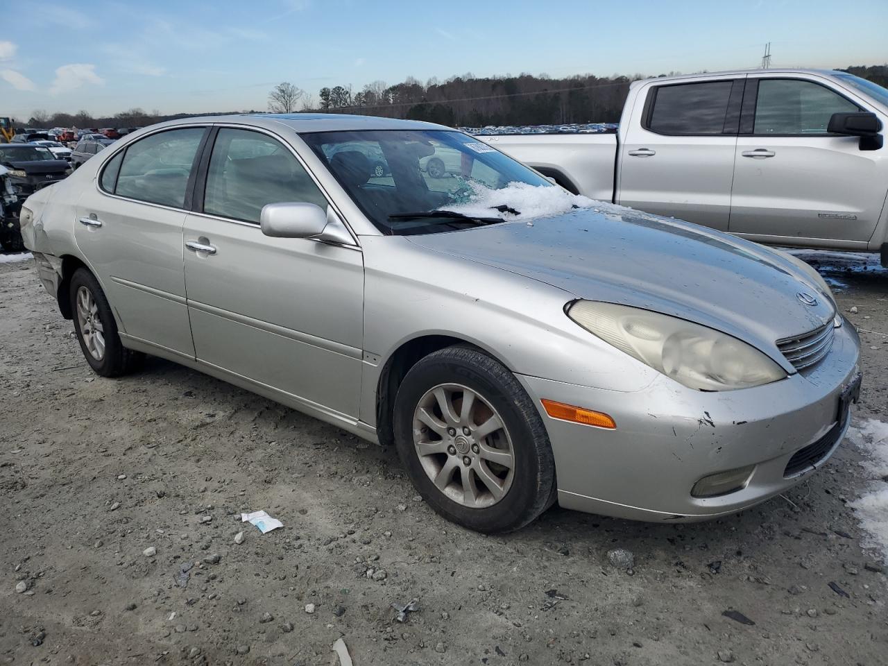 2004 Lexus ES - Image 4