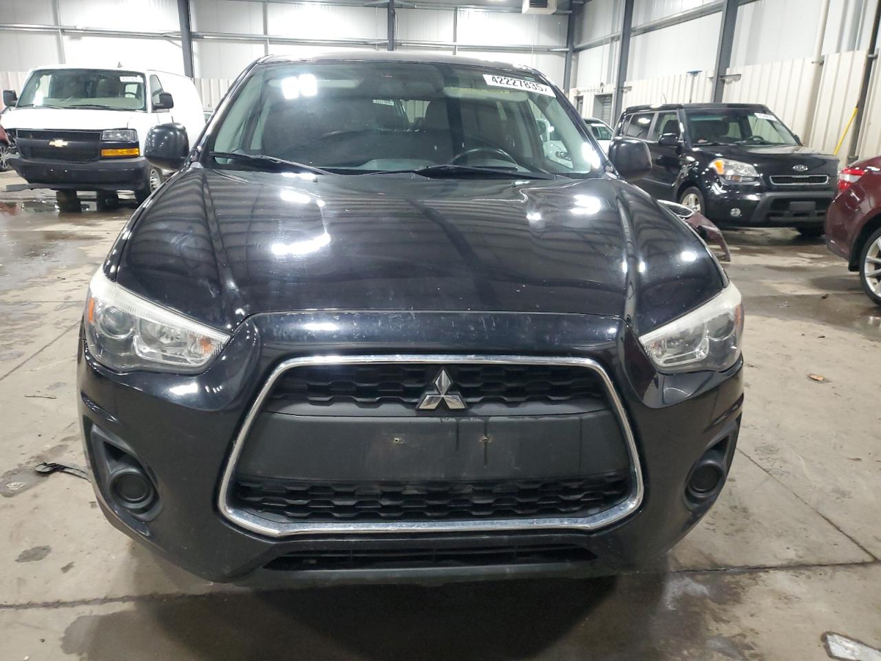 2014 Mitsubishi Outlander - Image 5