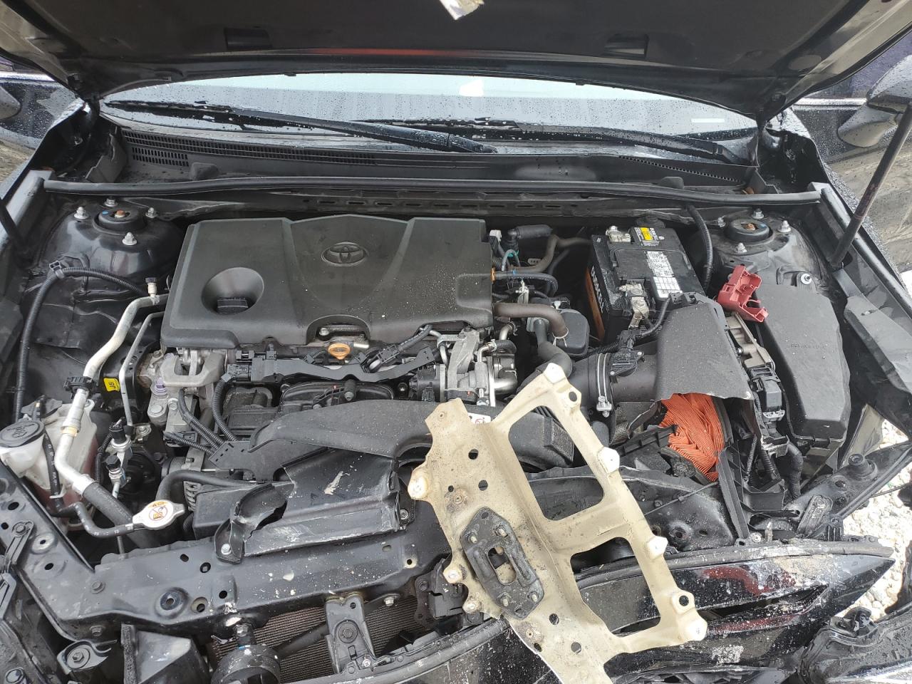 2020 Toyota Camry - Image 13