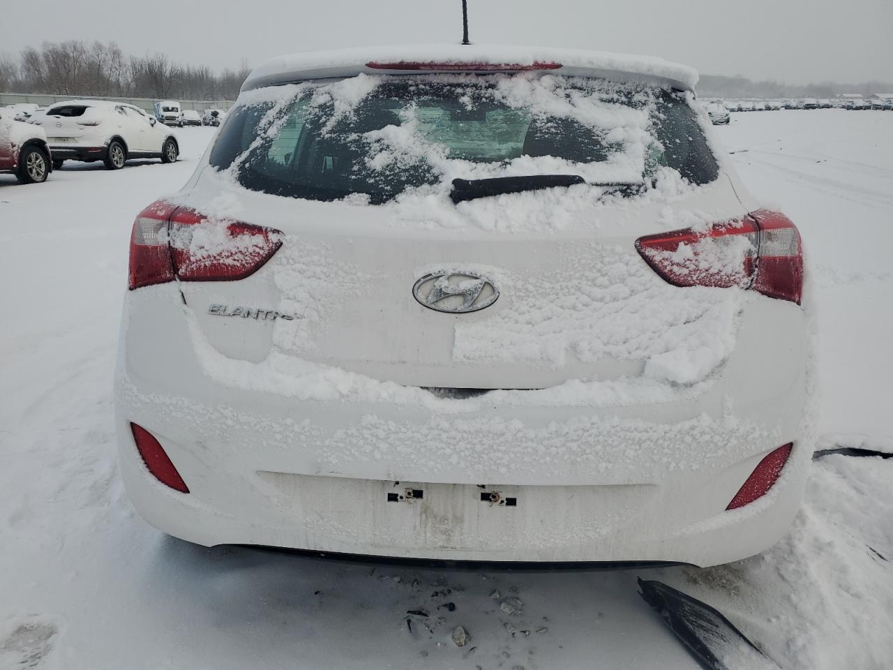 2014 Hyundai Elantra - Image 6