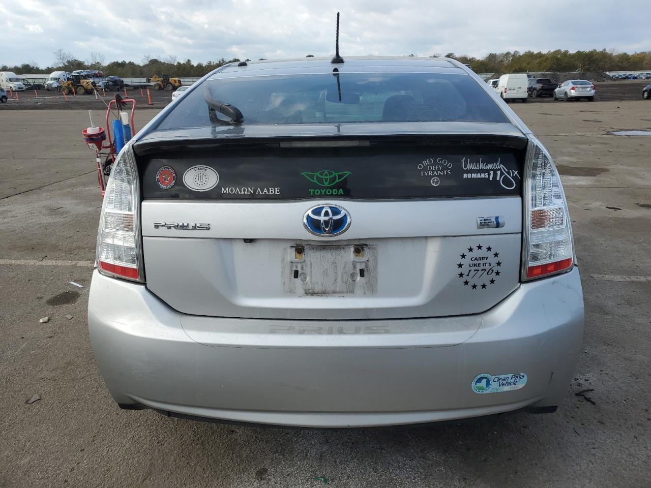 2011 Toyota Prius - Image 6