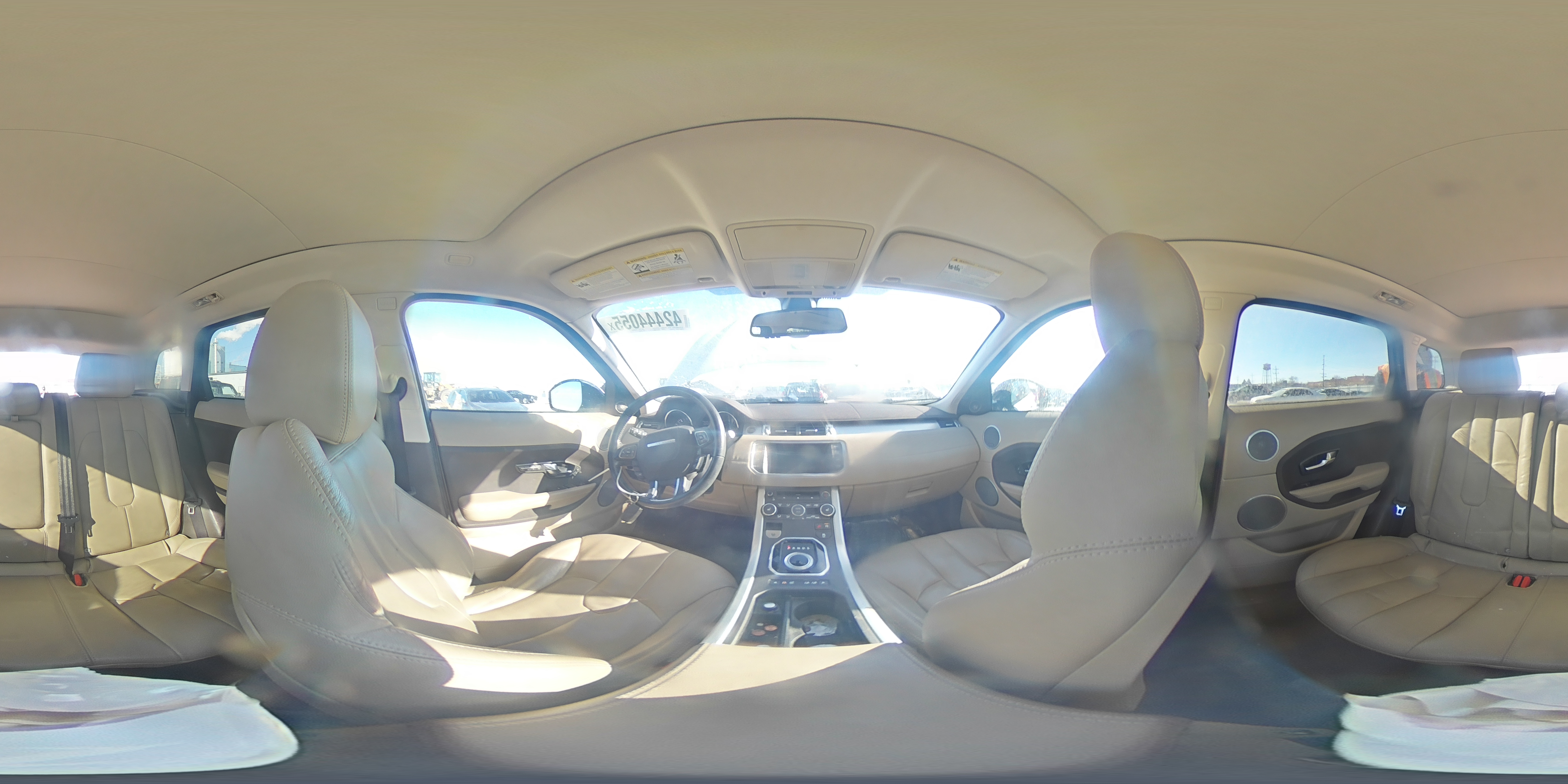 2015 Land Rover Range Rover - Image 13