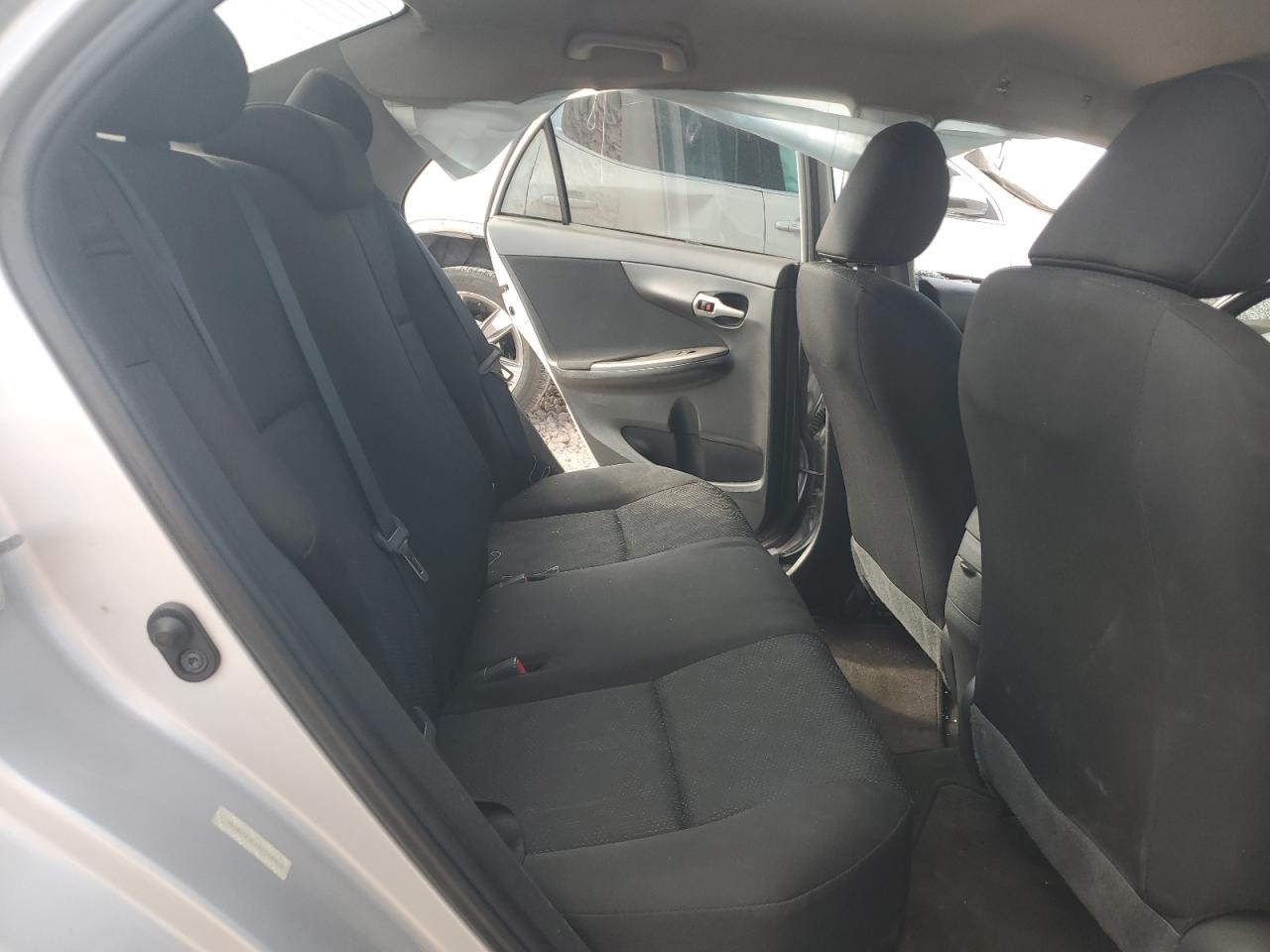 2009 Toyota Corolla - Image 10