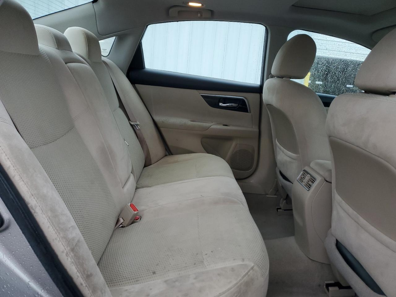 2014 Nissan Altima - Image 10