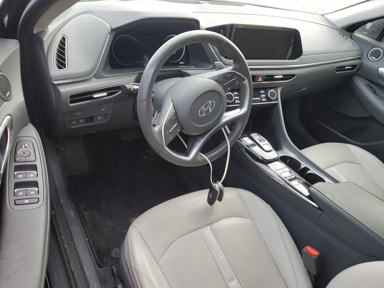 2020 Hyundai Sonata - Image 8