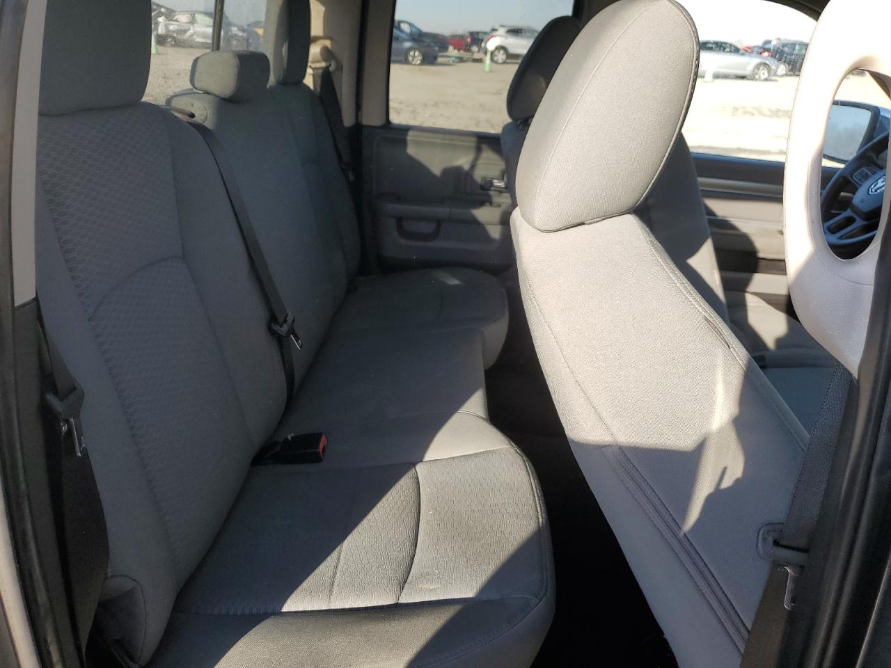2013 RAM 1500 - Image 10