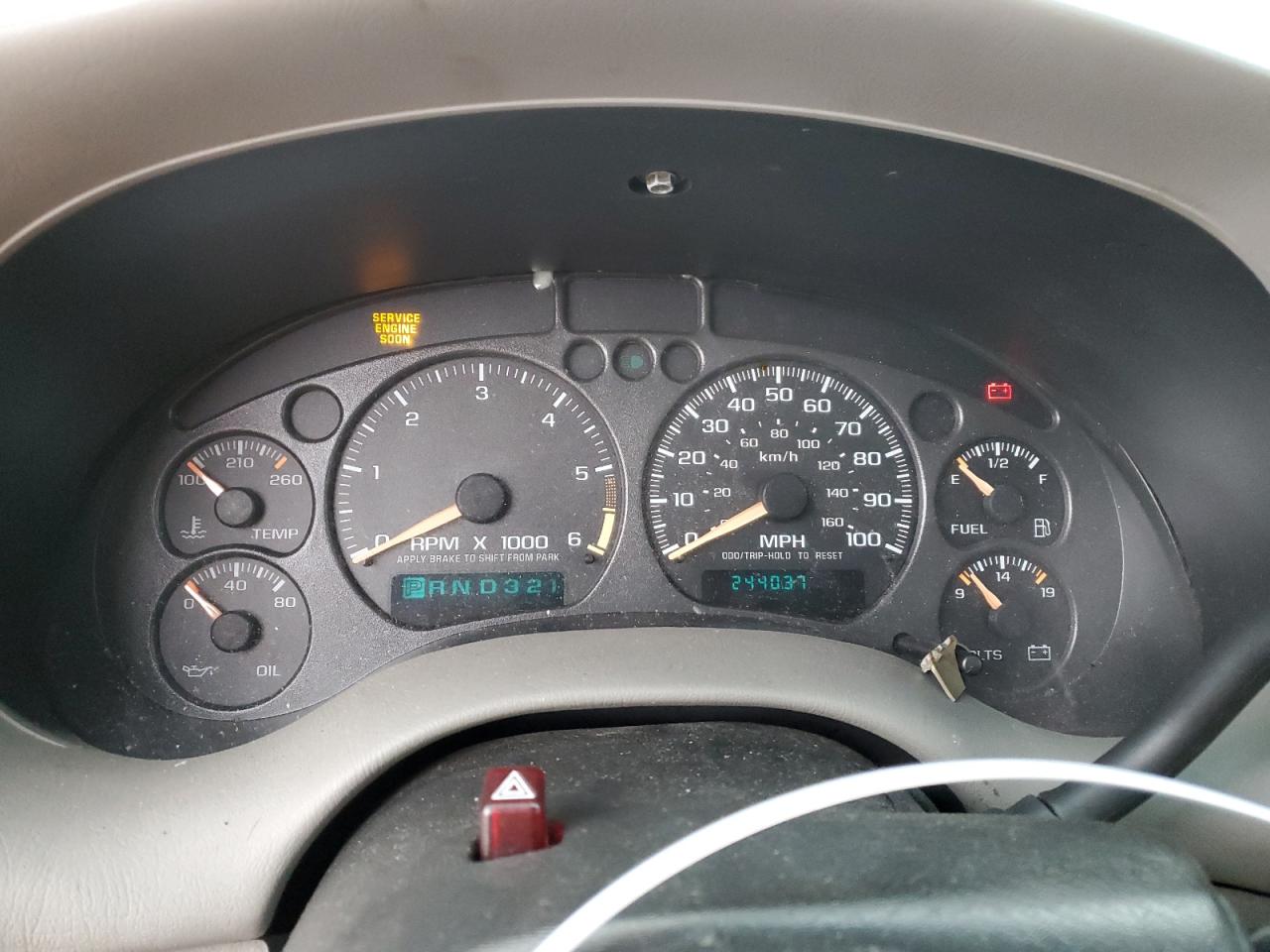 2002 Chevrolet Blazer - Image 9
